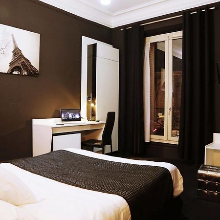 Hotel De L'Exposition - Republique Párizs Kültér fotó